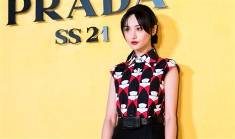 zheng prada|Zheng Shuang: Prada cuts ties with Chinese actress after .